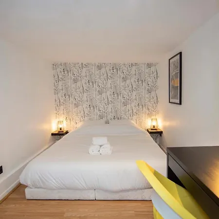 Duplex 18 M Refurbished Ideal For Couple Appartement *